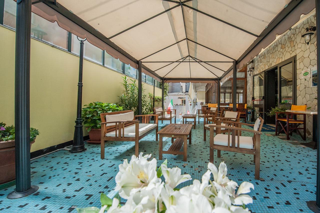 Hotel Lorenzo Celle Ligure Exterior photo